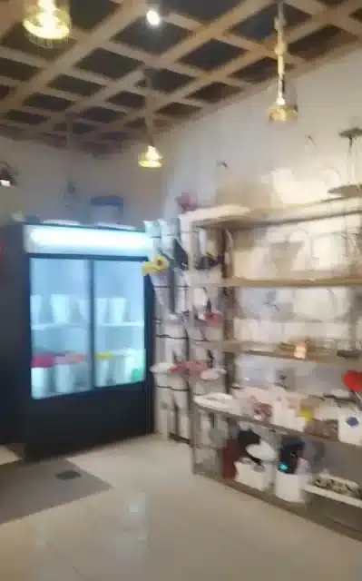 ثلاجة حفظ ورد