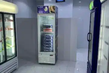 محل دواجن وبيض للتقبيل (موقع مميز) في الرياض