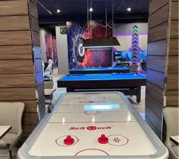 محل بلاي ستيشن للتقبيل في خميس مشيط