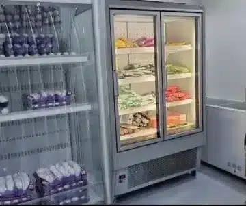 ثلاجة مياه معدنية