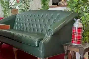 جلسة انتظار في محل شاي
