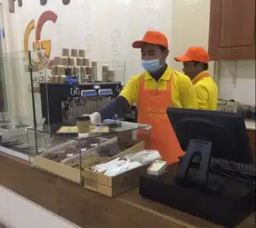 محلات للبيع: محل كريب للتقبيل