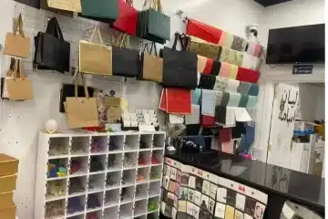 حقائب ومعدات تغليف ورد