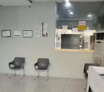 محتويات محل أسماك