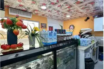 بضاعة محل عصير