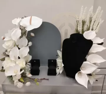 إكسسوارات محل ورد