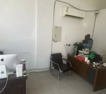 مكتب إداري