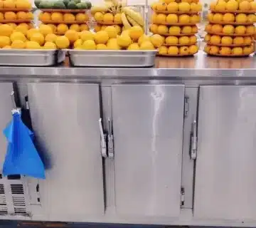 معدات محل عصير للتقبيل
