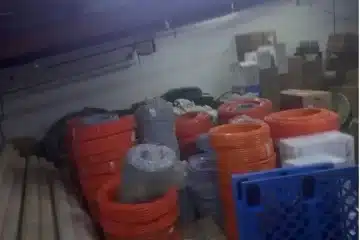مستودع محل سباكة وادوات كهربائية