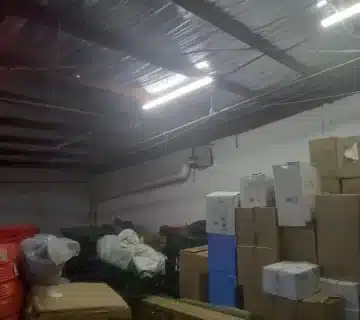 مستودع محل سباكة وادوات كهربائية