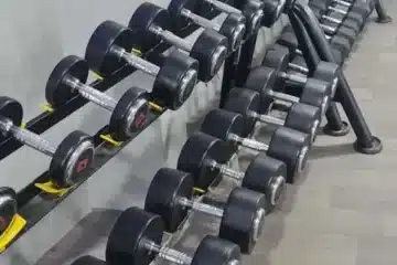 معدات النادي الرياضي