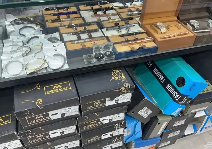 محل مستلزمات رجالية للتقبيل بالرياض