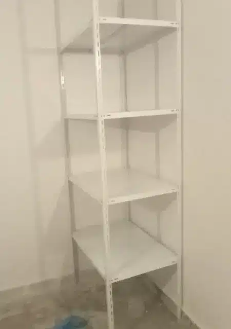 رفوف تخزين حديد مستعمل