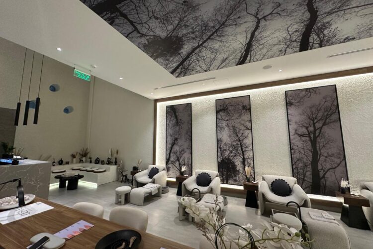 فرصة استثمارية في الرياض – صالون نسائي فاخر بموقع مميز